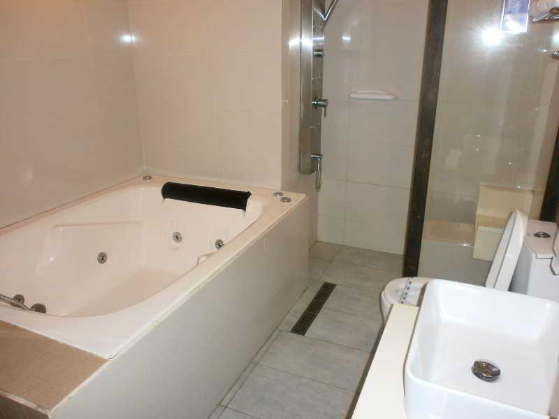 Hotel Dream World Las Piñas Extérieur photo